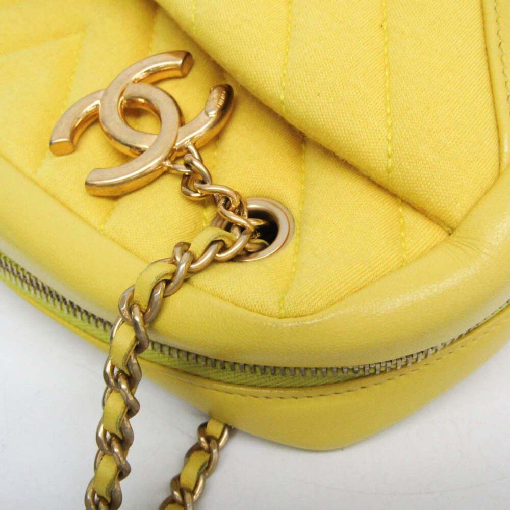 CHANEL Yellow Leather Shoulder Bag - Picture 9 of 16